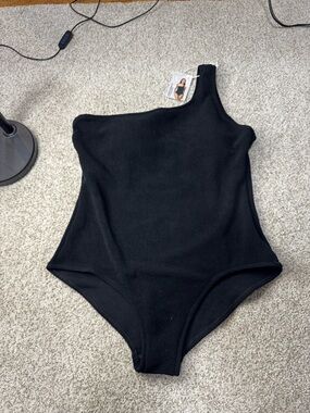 Serra Chic Black One-Shoulder One Piece NWT Size XL